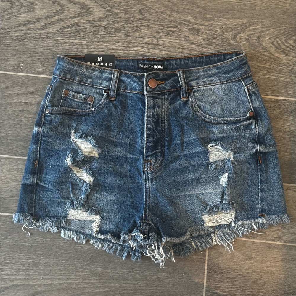 Fashion Nova Hello It's Me Distressed Denim Shorts Medium Blue Wash - Sz. M